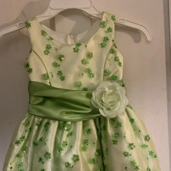 3/$30 Girl’s Cozy Cozy Brand Party Easter Princess St. Pat’s Spring Dress Up - Picture 2 of 7